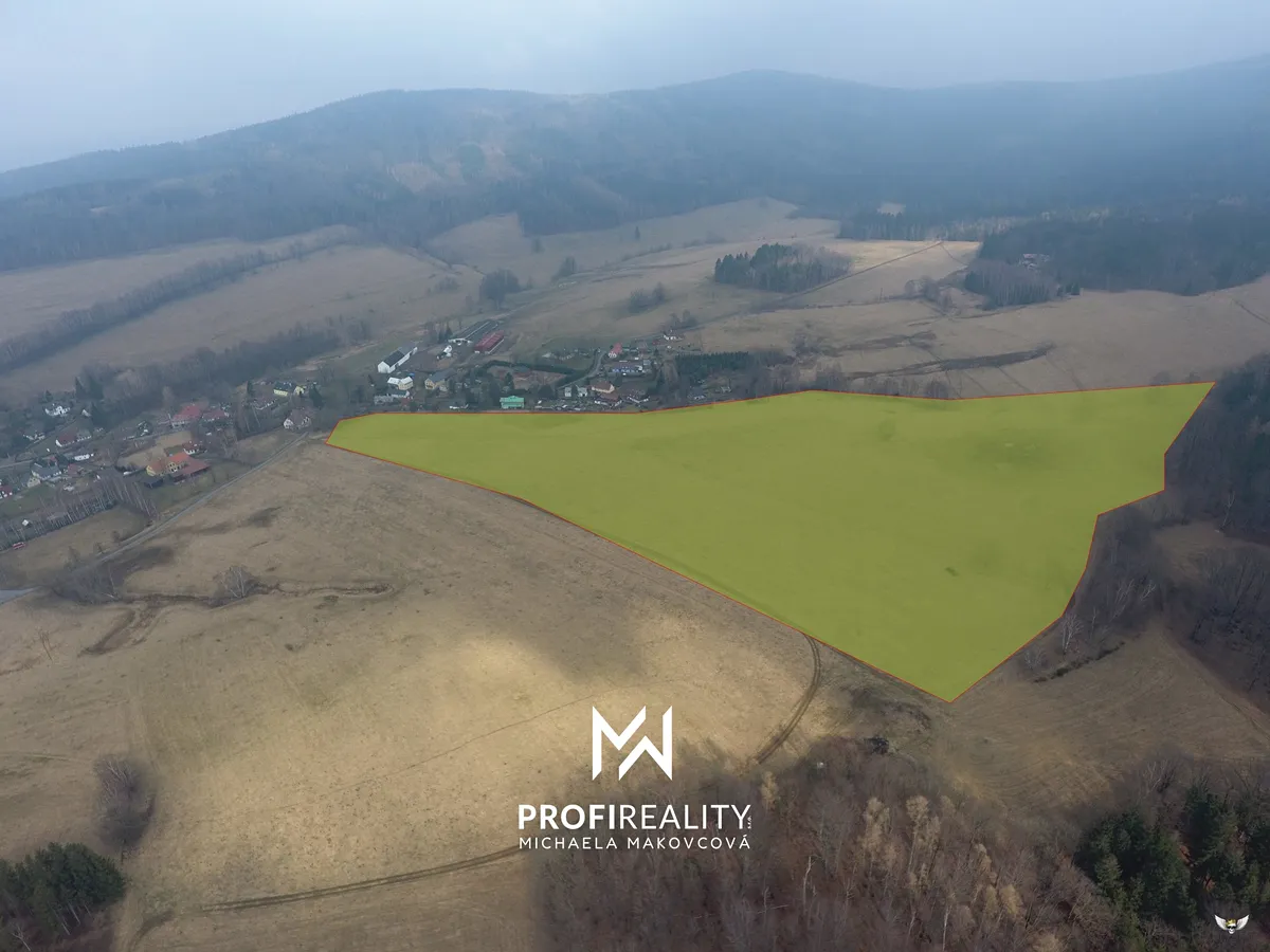 Prodej pole 123562 m²